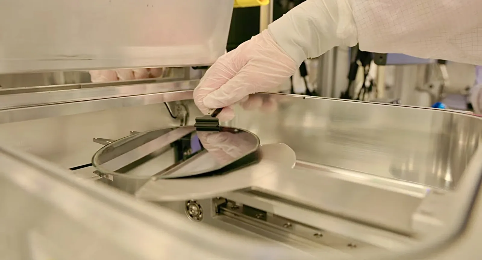 Semiconductor wafer and engineering environment