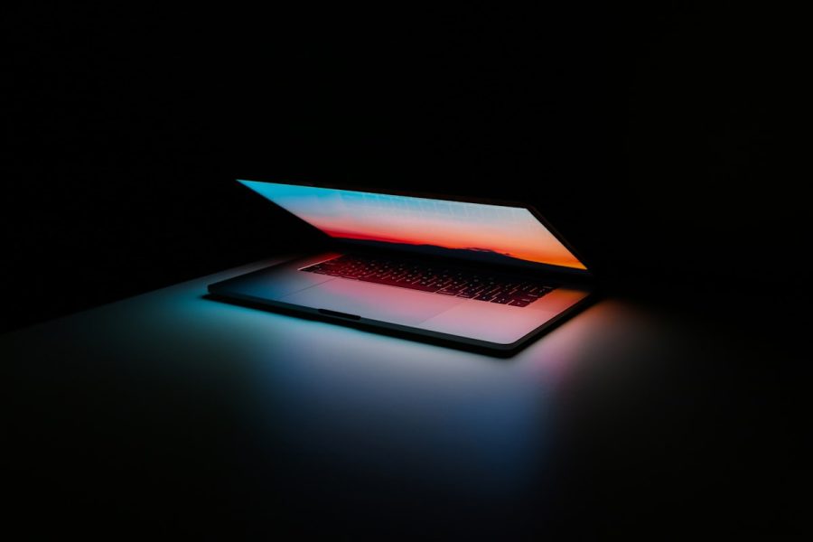 Why Zephyr RTOS is Becoming the Standard for Modern Connected Hardware